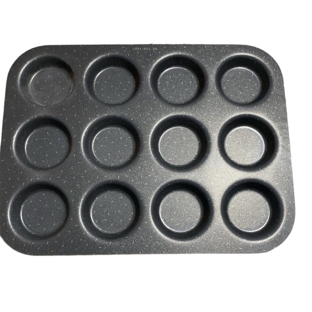 Teglia per 12 muffin in acciaio antiaderente 5cm in offerta